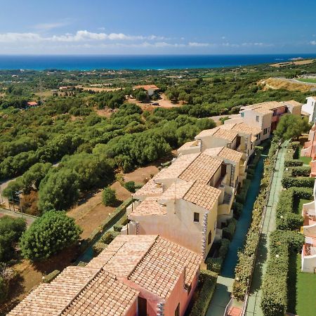 Residence Costa Del Turchese Badesi Buitenkant foto